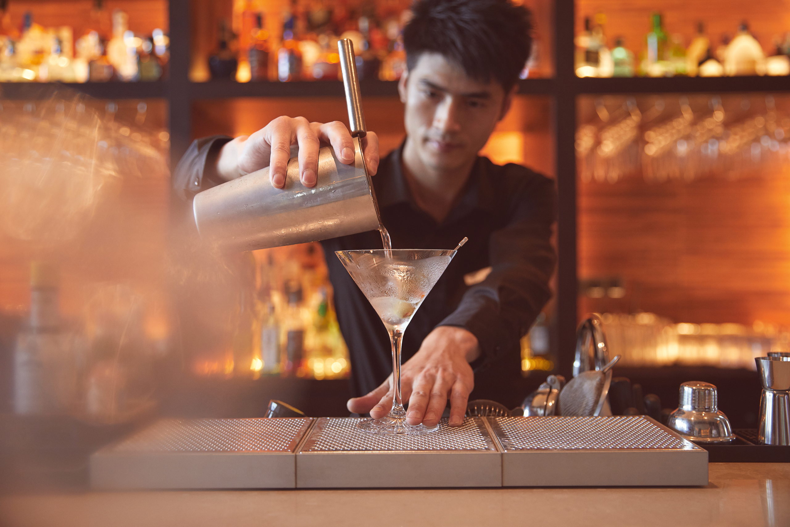 Azure Bar Oceanfront Drinks Regent Santa Monica Beach Resort