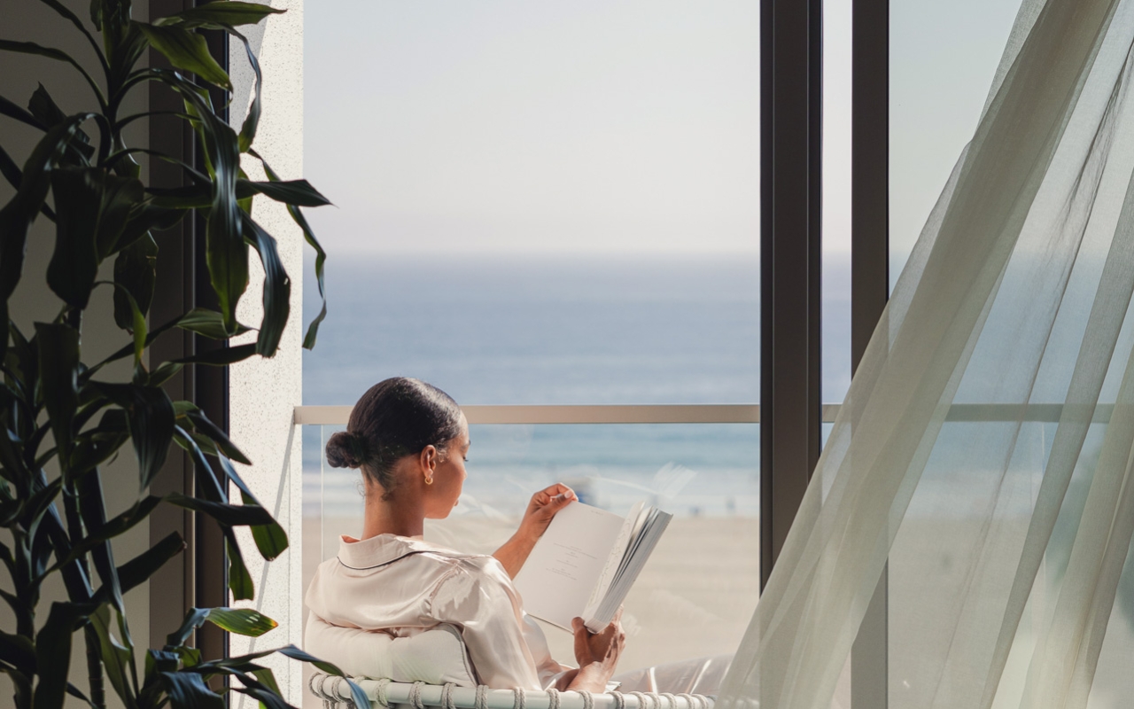 Regent Santa Monica Guestroom balcony
