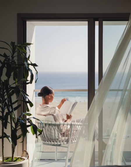 Regent Santa Monica Guestroom balcony