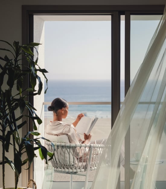 Regent Santa Monica Guestroom balcony