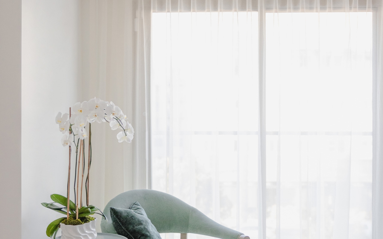Oceanview Corner One Bedroom King Suite