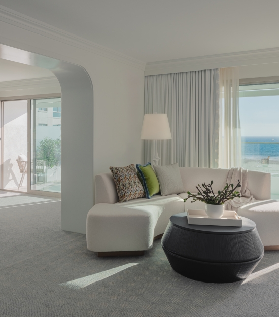 Living Area of The 720 Oceanfront King room