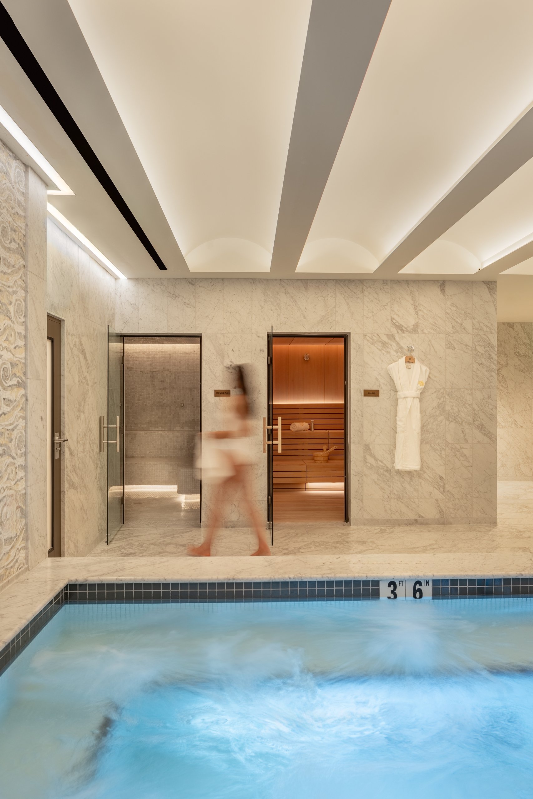 Whirpool Spa at Guerlain Wellness Spa